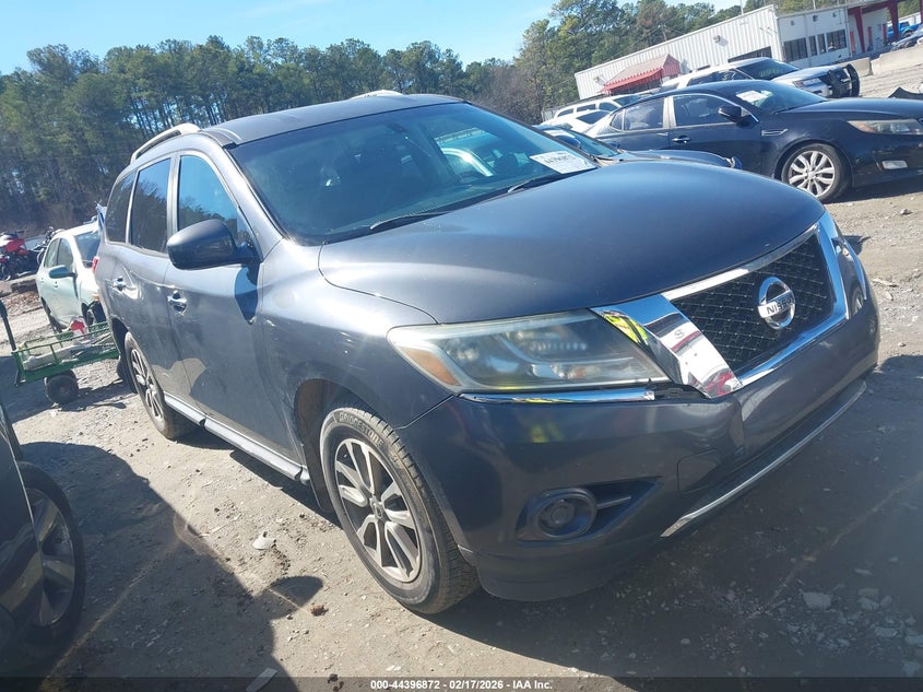2013 Nissan Pathfinder Sv