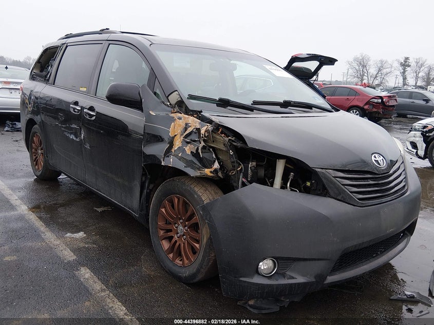 2011 Toyota Sienna Xle V6