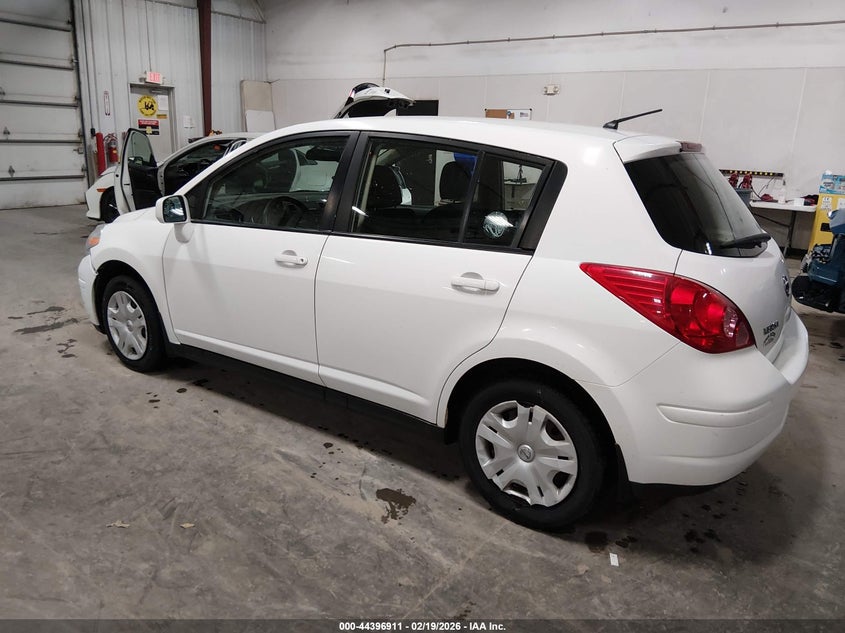 2012 Nissan Versa 1.8 S