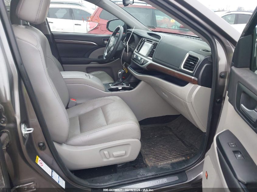 2016 Toyota Highlander Limited V6