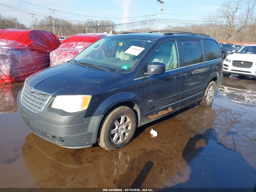 2008 Chrysler Town & Country Touring