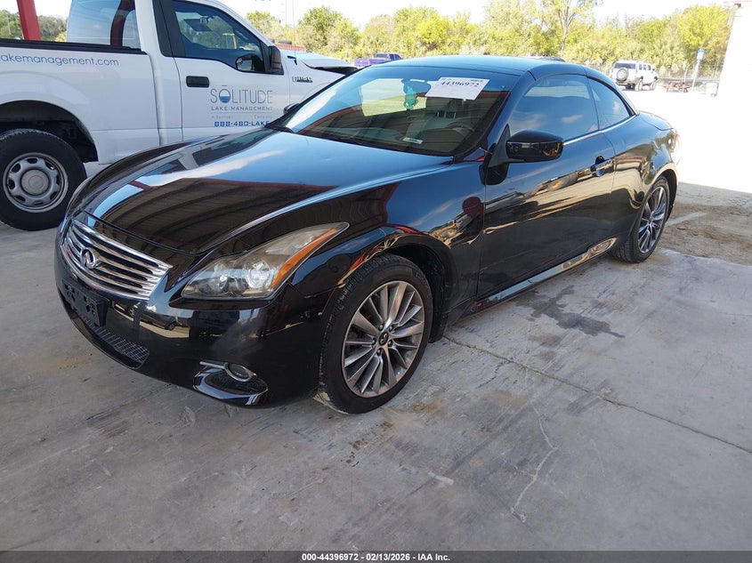 2011 Infiniti G37