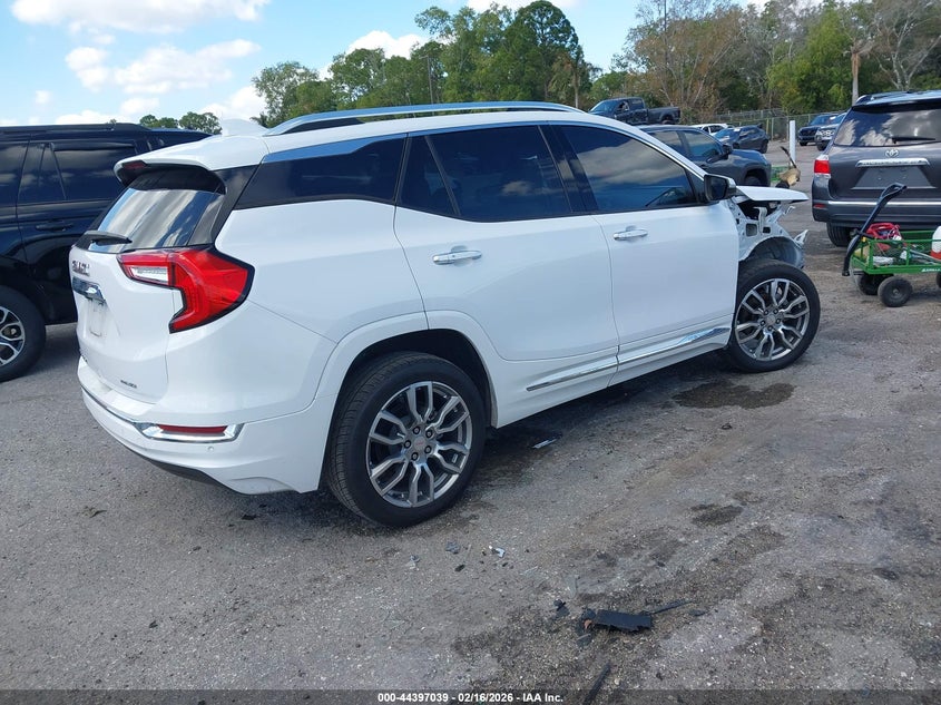 2022 GMC Terrain Awd Denali