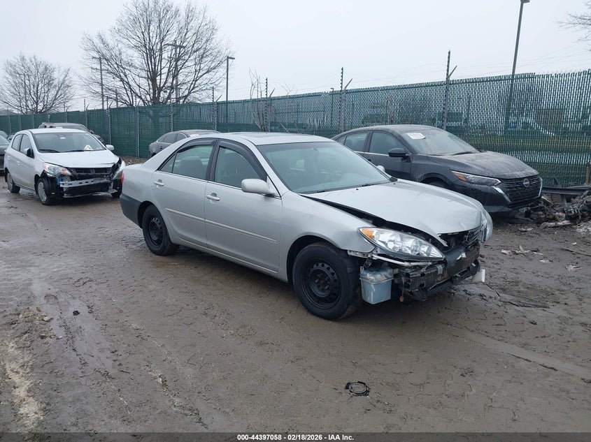 2005 Toyota Camry Le