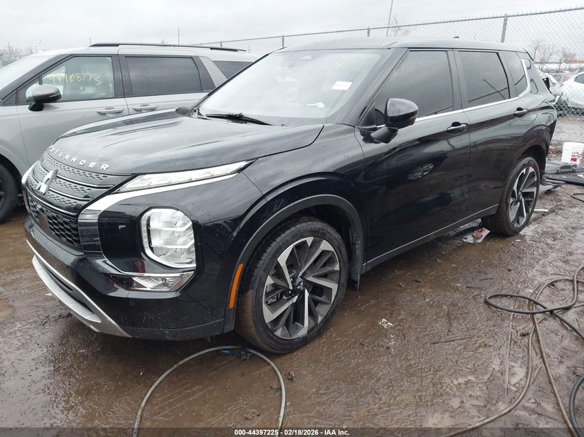 2022 Mitsubishi Outlander Black Edition S-Awc/Se 2.5 S-Awc/Se Launch Edition S-Awc