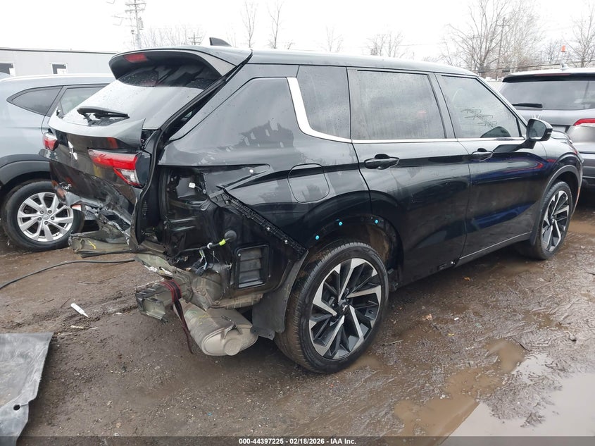 2022 Mitsubishi Outlander Black Edition S-Awc/Se 2.5 S-Awc/Se Launch Edition S-Awc