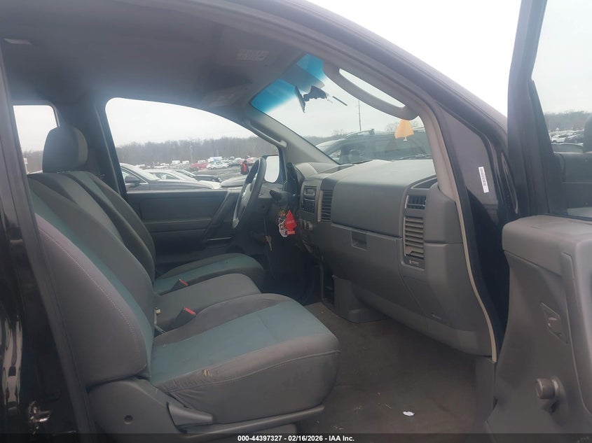 2006 Nissan Titan Xe