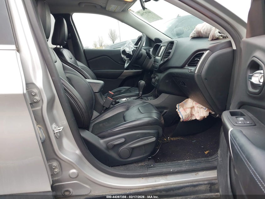 2019 Jeep Cherokee Latitude Plus Fwd