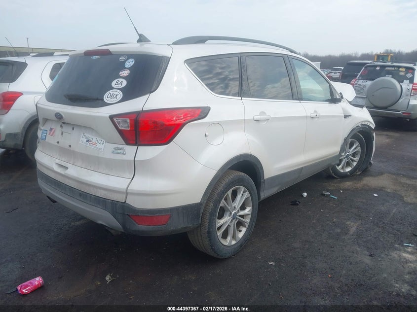 2019 Ford Escape Sel