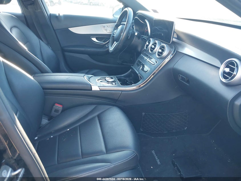 2019 Mercedes-Benz C 300