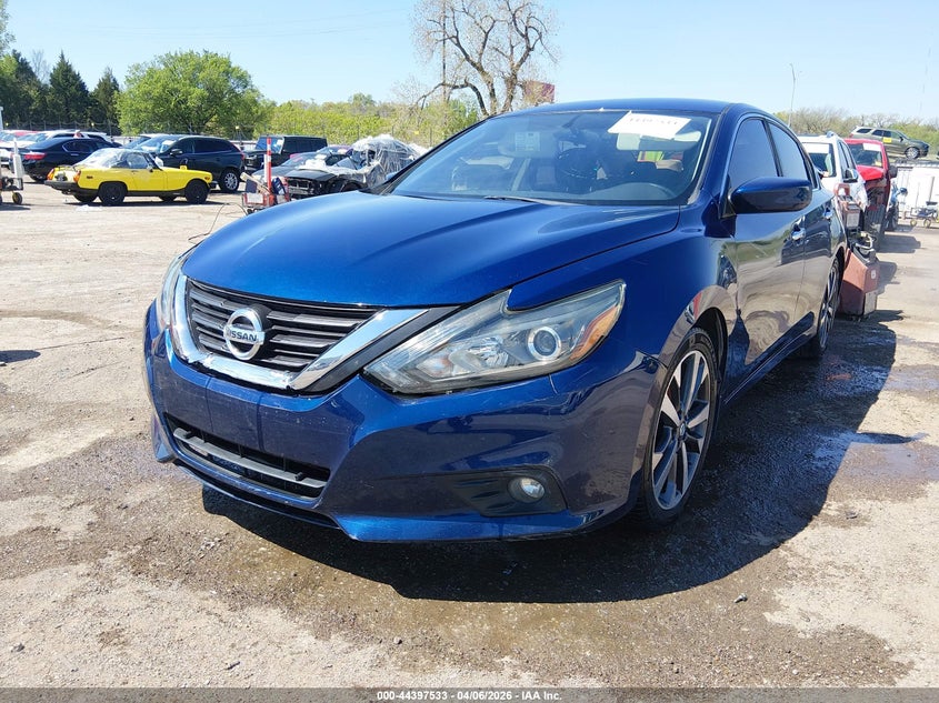 2016 Nissan Altima 2.5 Sr