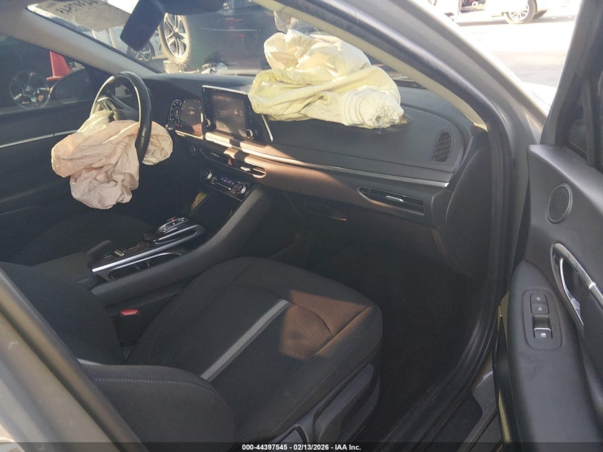 2022 Hyundai Sonata Sel