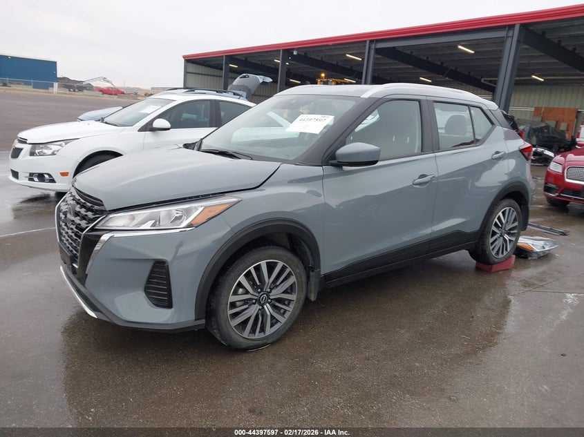2024 Nissan Kicks Sv Xtronic Cvt