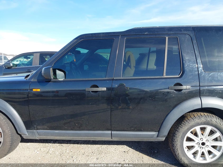 2008 Land Rover Lr3 V8 Se VIN: SALAE254X8A463226 Lot: 44397672