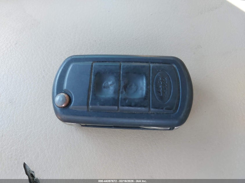 2008 Land Rover Lr3 V8 Se VIN: SALAE254X8A463226 Lot: 44397672