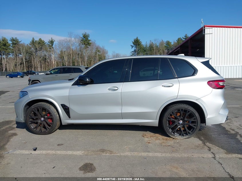 2023 BMW X5 M VIN: 5YMJU0C05P9N76992 Lot: 44397740