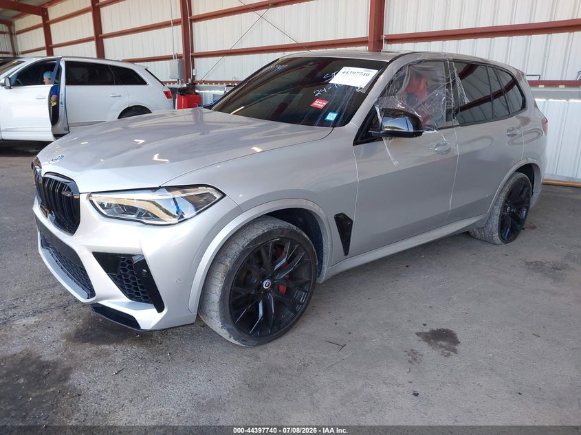 2023 BMW X5 M auction photo 2