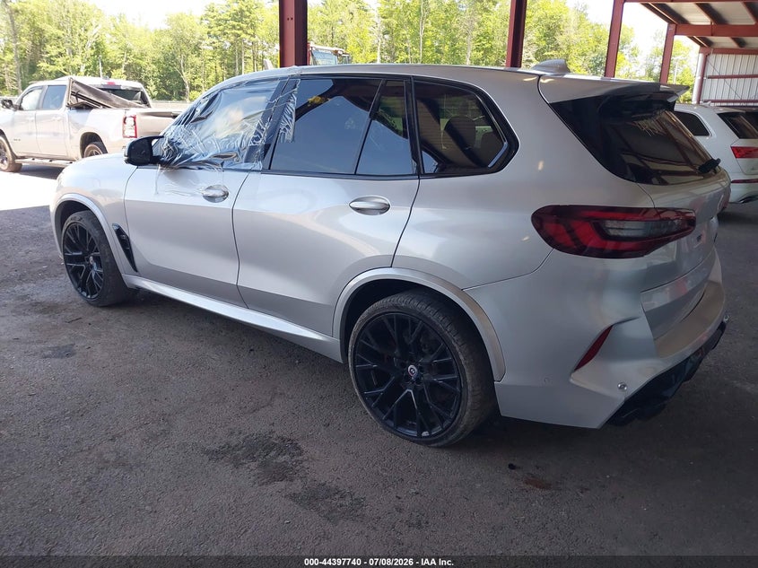 2023 BMW X5 M auction photo 3