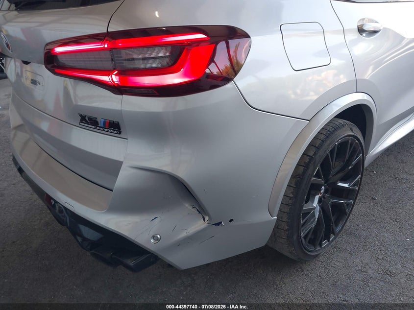 2023 BMW X5 M auction photo 6