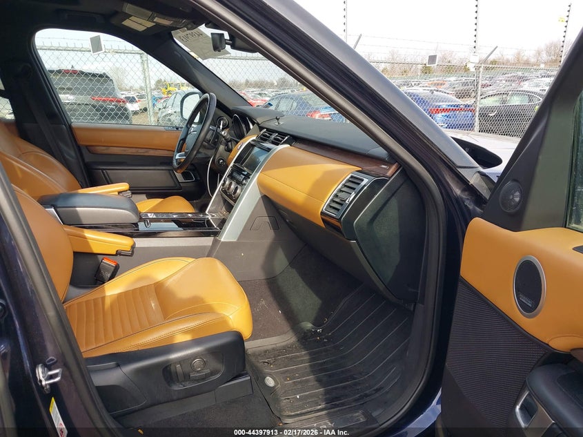 2017 Land Rover Discovery Hse Luxury