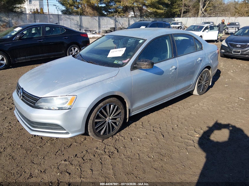 2015 Volkswagen Jetta 1.8T Se