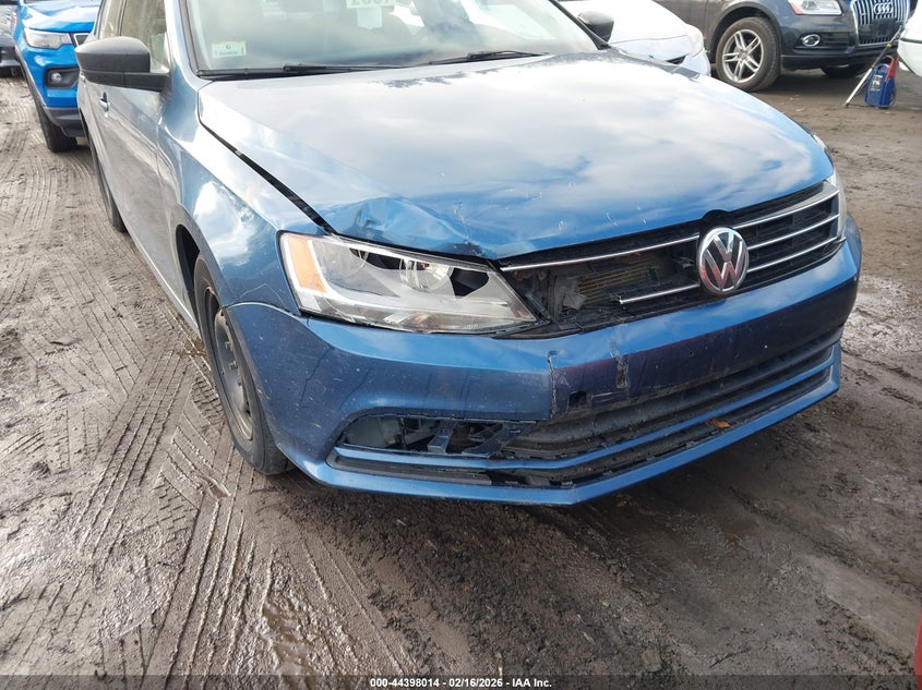 2016 VOLKSWAGEN JETTA auction photo 6