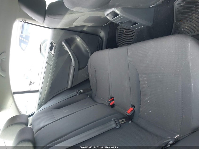 2016 VOLKSWAGEN JETTA auction photo 8