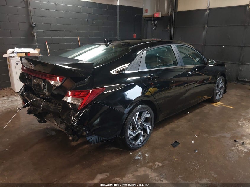 2025 Hyundai Elantra Sel Convenience