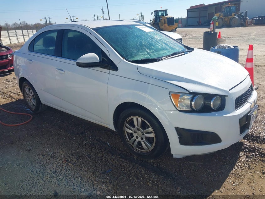CHEVROLET SONIC LT AUTO