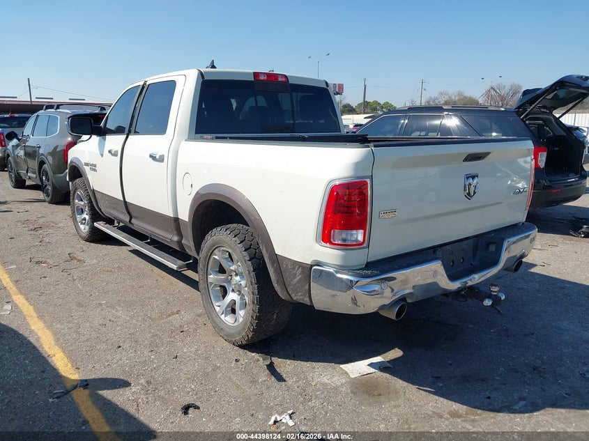 2017 Ram 1500 Laramie 4X4 5'7 Box