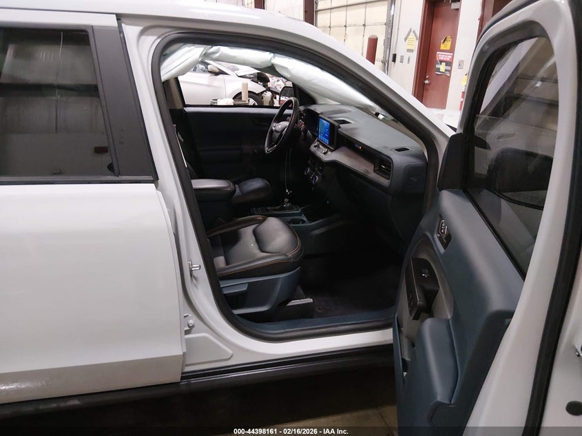 2023 Ford Maverick Lariat