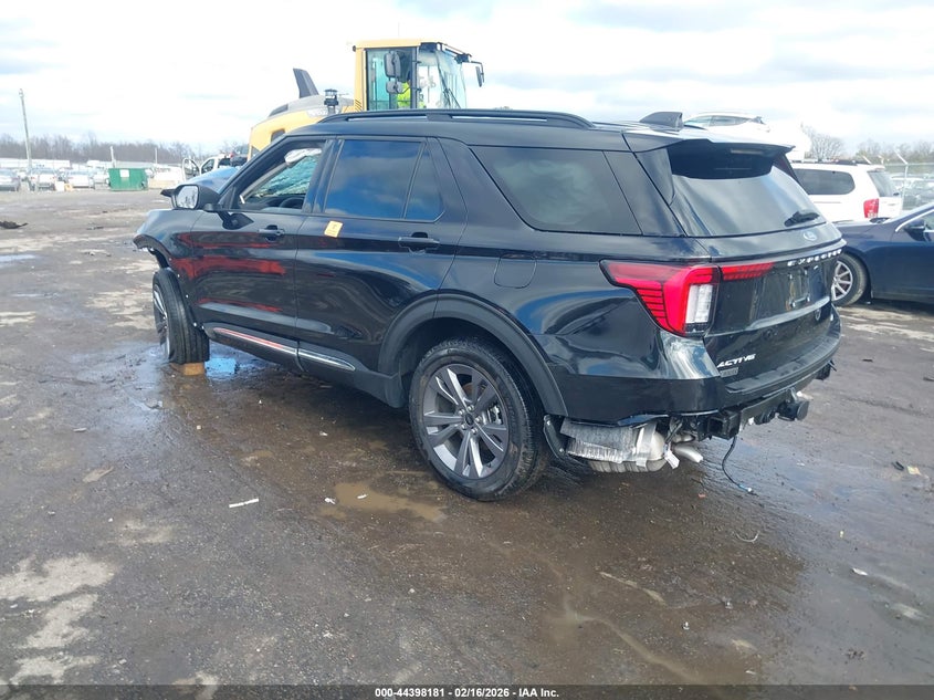 2025 Ford Explorer Active