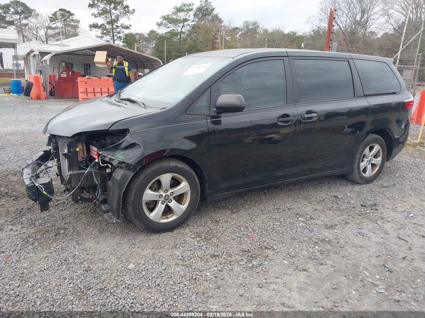 2020 Toyota Sienna L