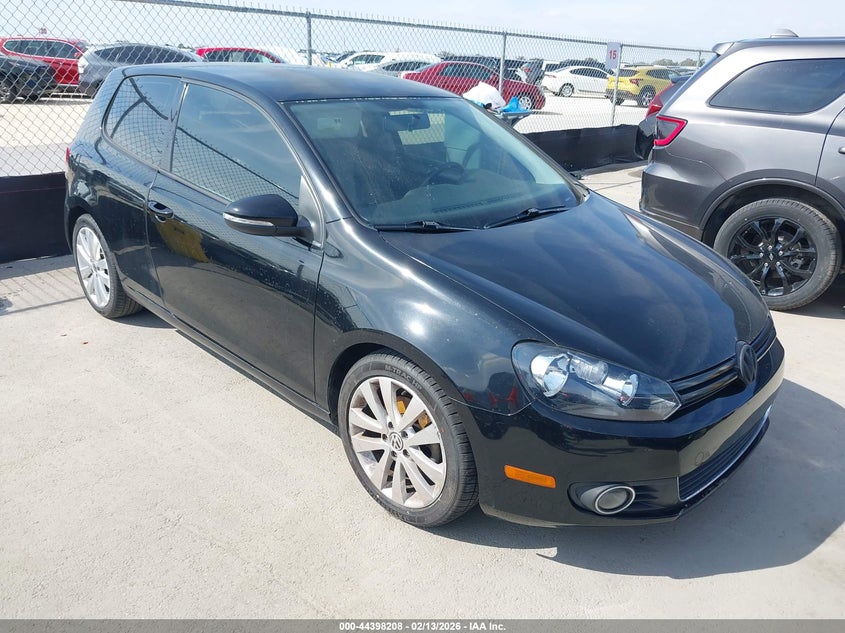 2013 VOLKSWAGEN GOLF 2.0L TDI 2-DOOR