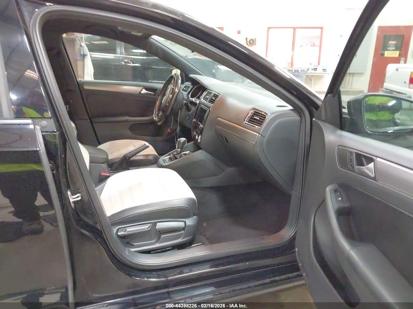 2016 Volkswagen Jetta 1.8T Sport