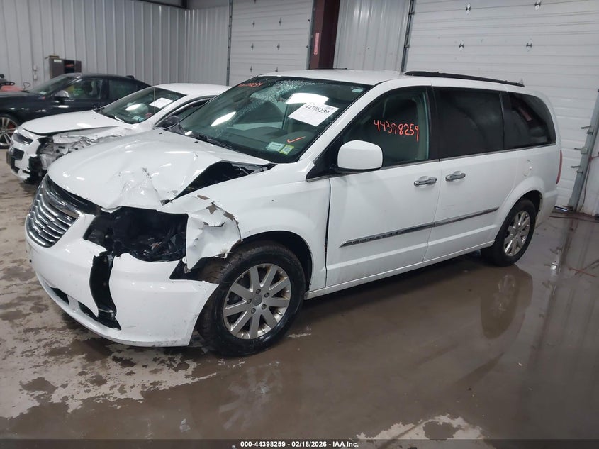 2016 Chrysler Town & Country Touring