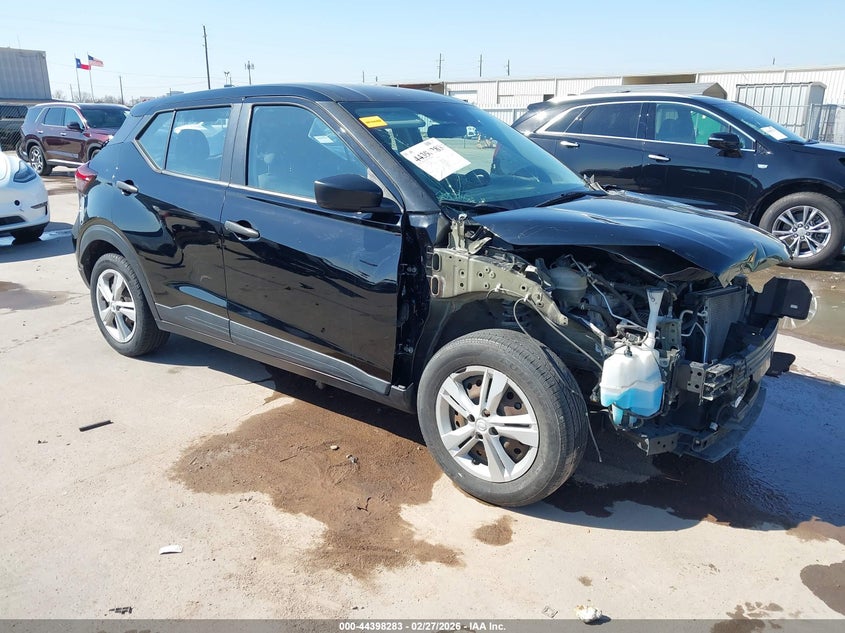 2021 Nissan Kicks S Xtronic Cvt