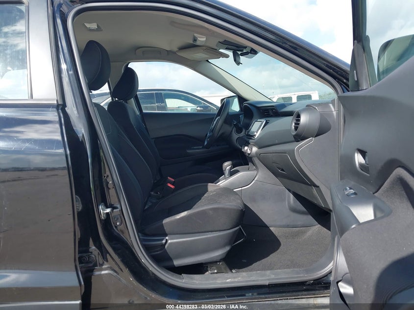 2021 Nissan Kicks S Xtronic Cvt