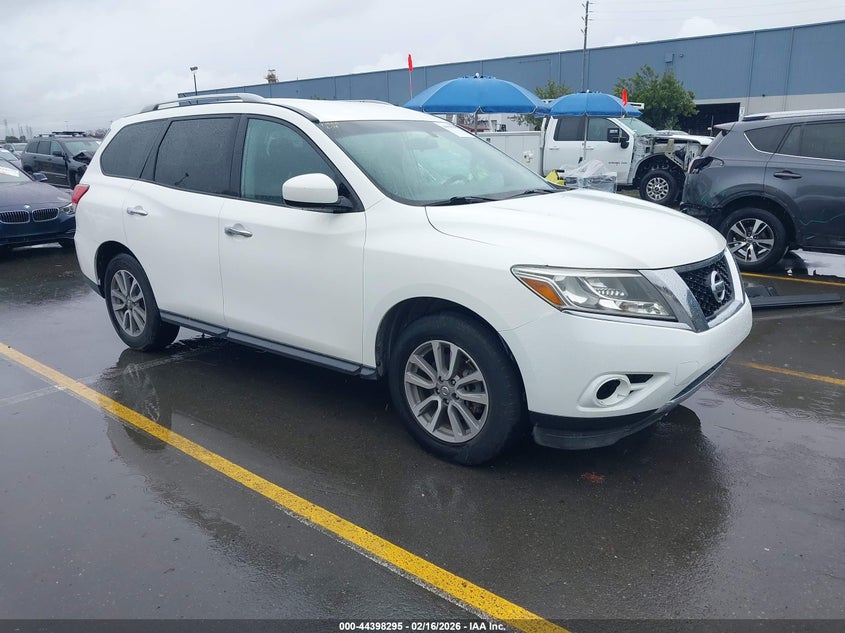 2016 Nissan Pathfinder S