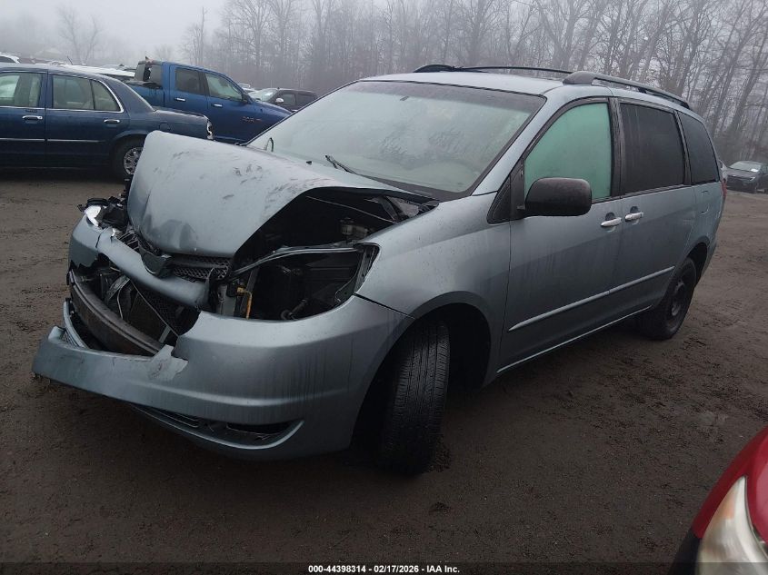 2005 Toyota Sienna Le