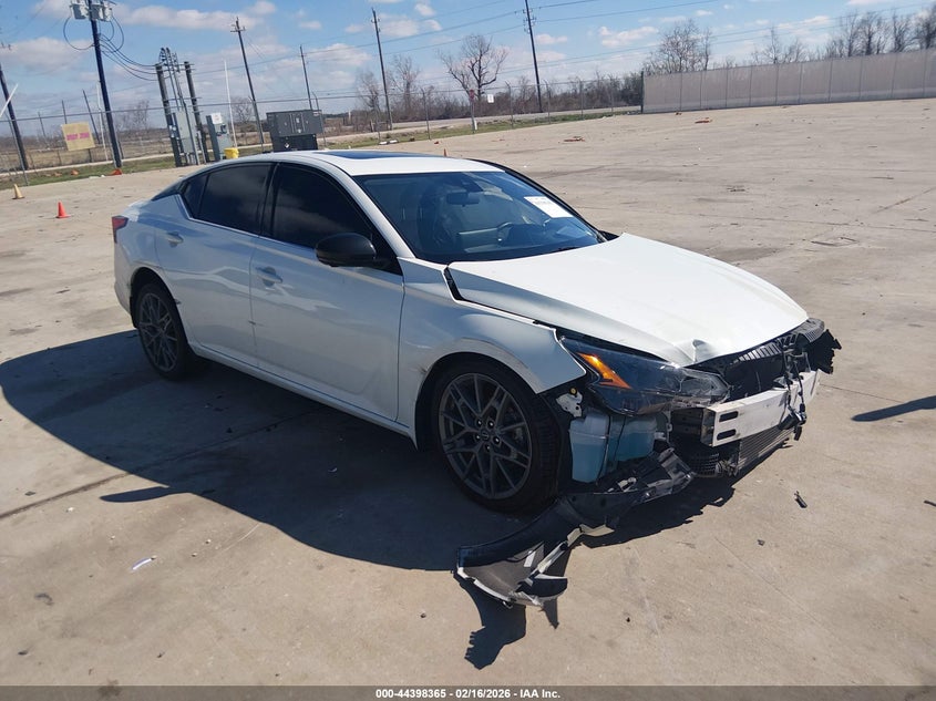 2023 Nissan Altima Sr Vc-Turbo Fwd