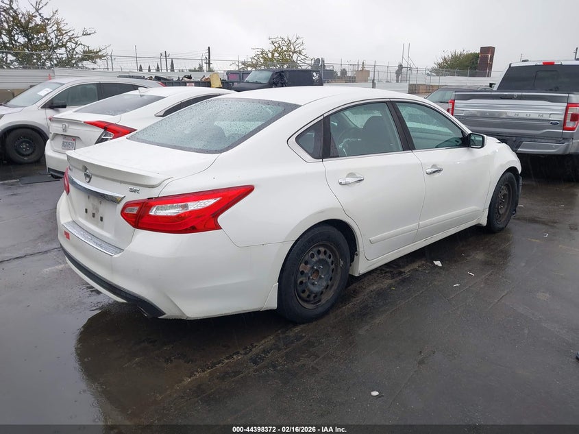 2016 Nissan Altima 2.5 Sr