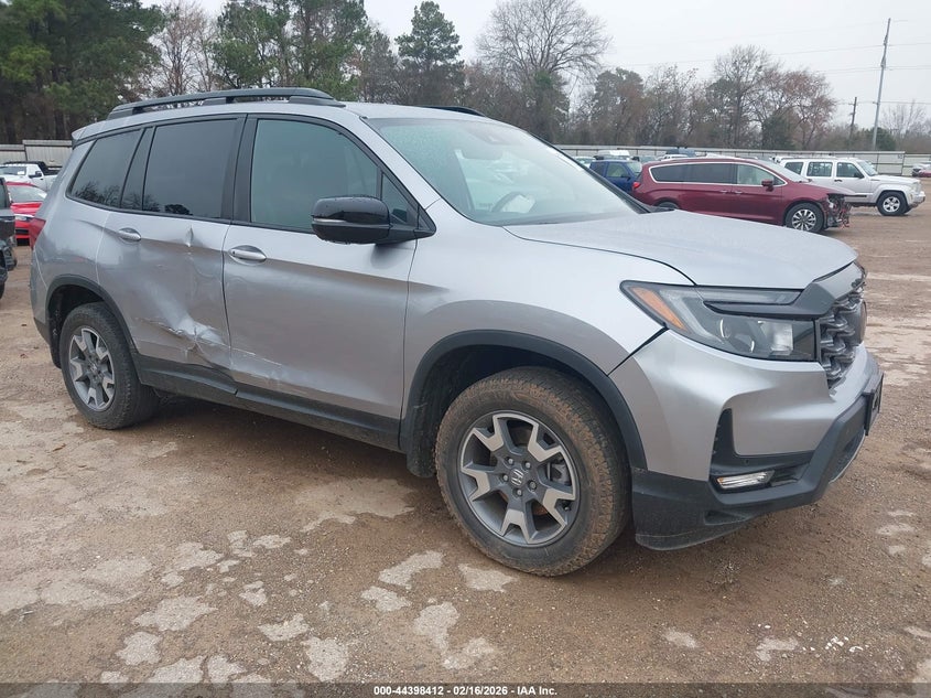 5FNYF8H62PB011991 HONDA PASSPORT Photo 1