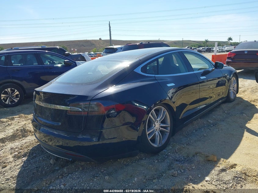 2013 Tesla Model S