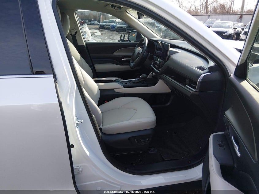 2024 TOYOTA HIGHLANDER VIN: 5TDACAB56RS025134