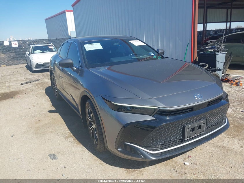 2024 Toyota Crown Xle