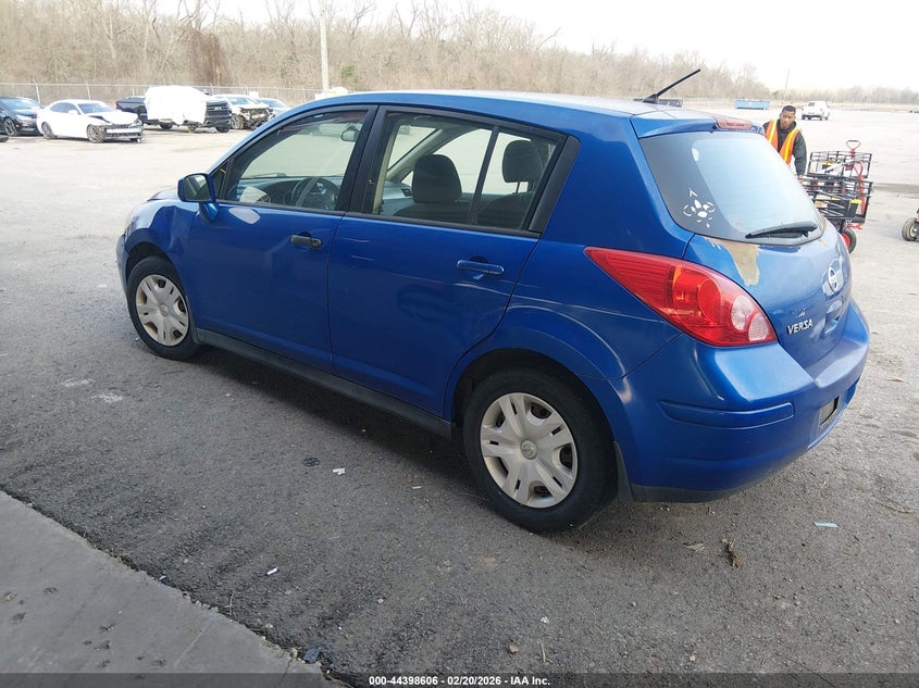 2011 Nissan Versa 1.8S
