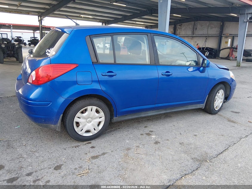 2011 Nissan Versa 1.8S