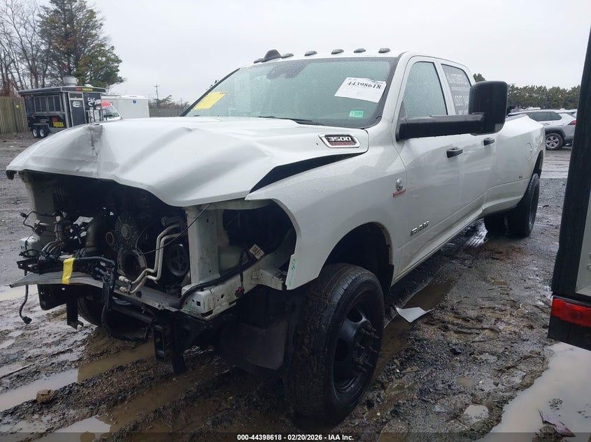 2020 Ram 3500 Tradesman 4X4 8' Box