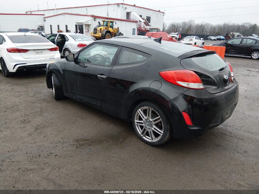 2014 Hyundai Veloster Re:flex W/Red